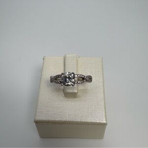 Sterling Silver 925 CZ Twisted Shank Engagement Promise Ring (Brand New)